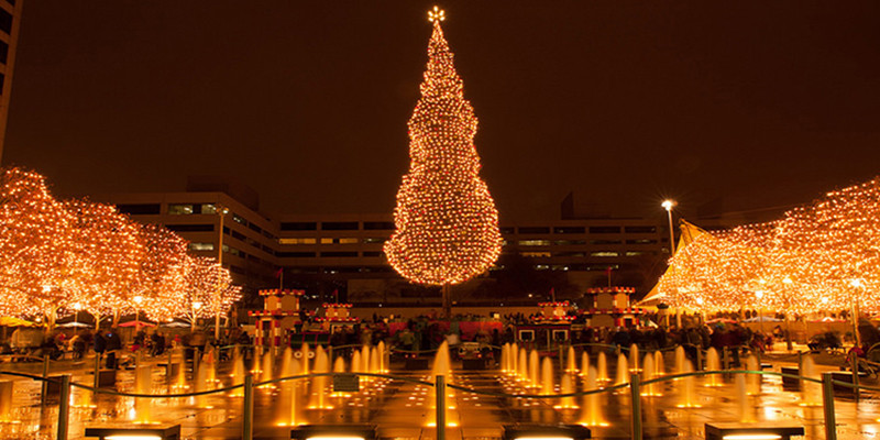 The 100 foot tall Christmas tree at the Crown Center has 10,600 white Christmas light bulbs
